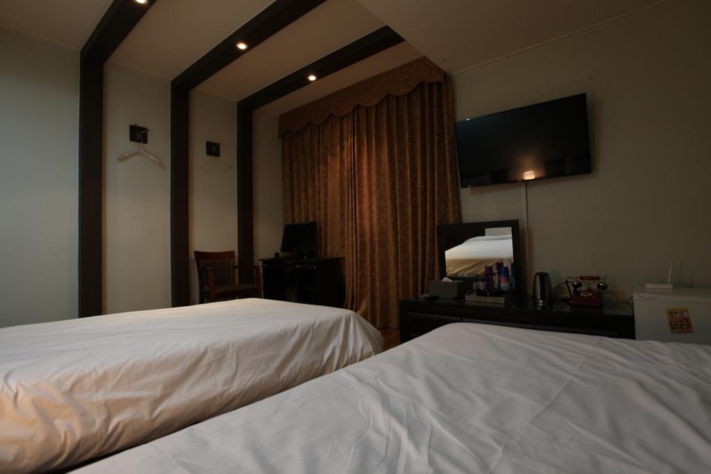Monaco Hotel Jeju Zimmer foto