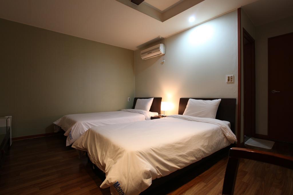 Monaco Hotel Jeju Zimmer foto